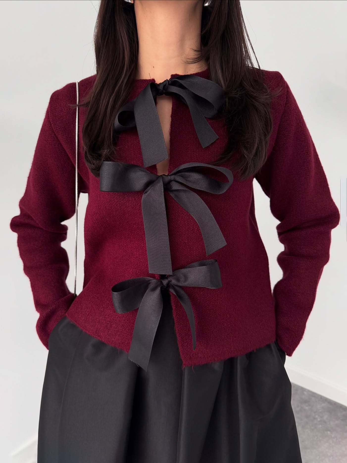 Elegant Bow-Embellished Knit Cardigan