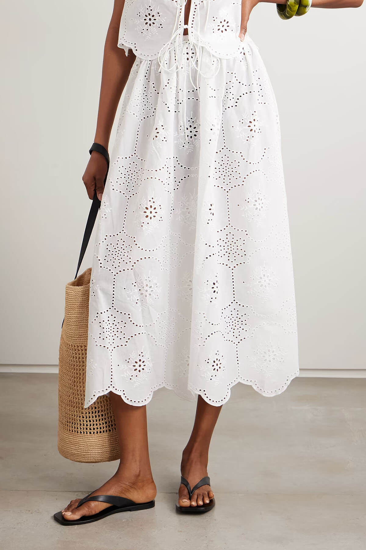 Fashionable Ruffled Hollow-Out Crochet Mid Skirt