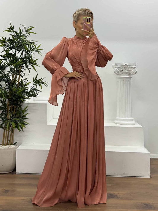 Elegant Pleated Flowy Long-Sleived Maxi Dress
