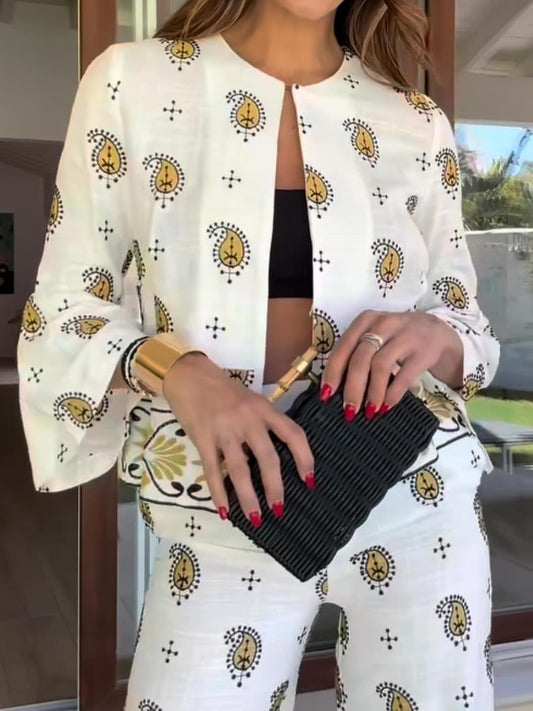 Unique And Fresh Cashew Flower Print Trumpet Sleeve Shirt