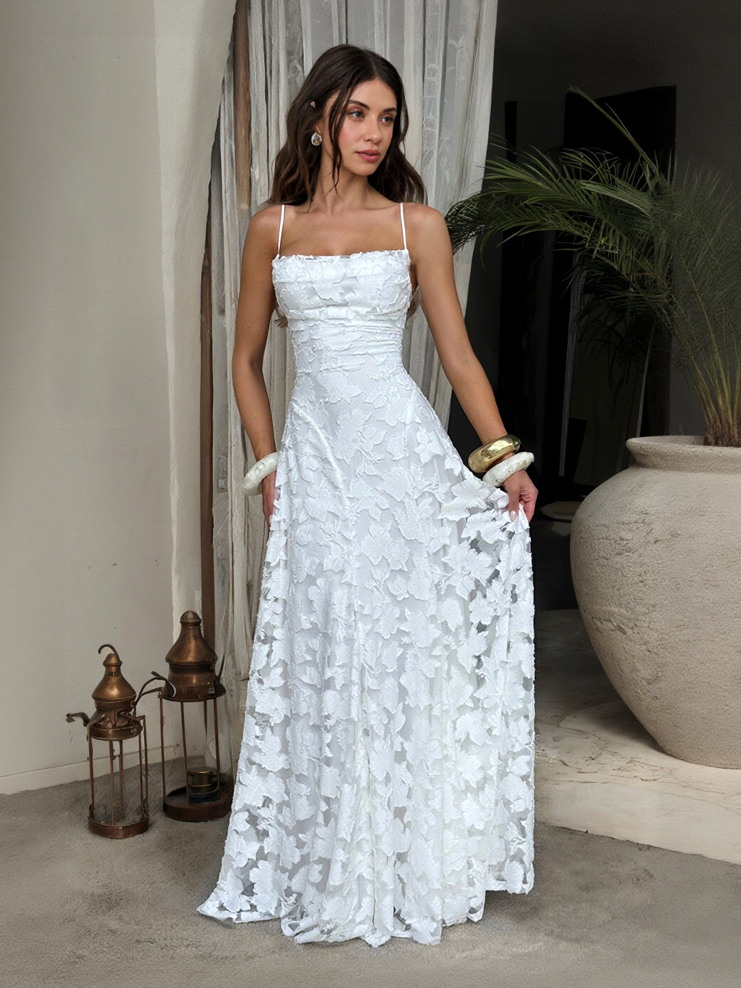 Elegant Floral Lace Spaghetti Strap Maxi Dress