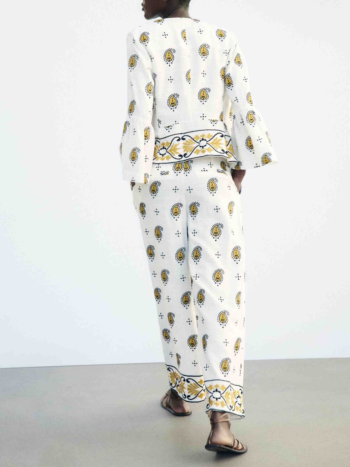 Unique And Fresh Cashew Flower Print Trumpet Sleeve Shirt