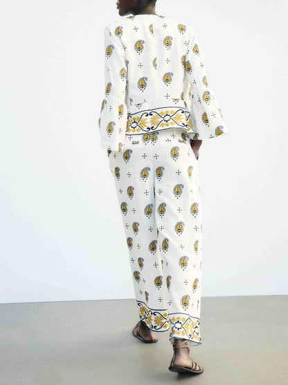 Unique And Fresh Cashew Flower Print Trumpet Sleeve Shirt