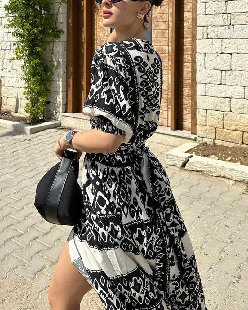 Exotic chic printed slit dress