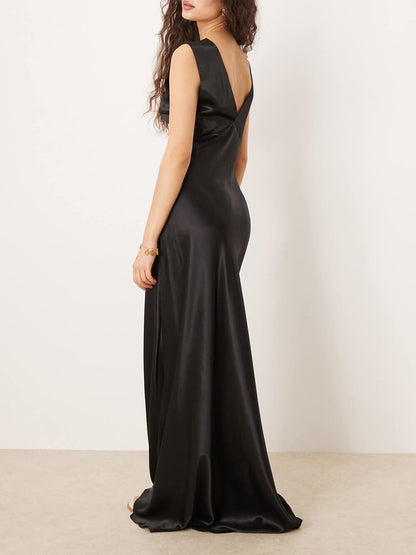 Elegant Black Tulle Lace-Trimmed Satin Maxi Dress