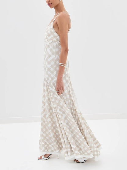 Elegant Plaid Print Pleated Crepe Maxi Dress