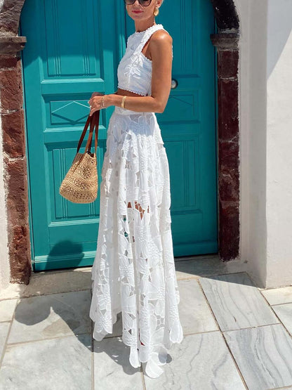 Elegant Hollow Floral Lace Cropped Tank Top