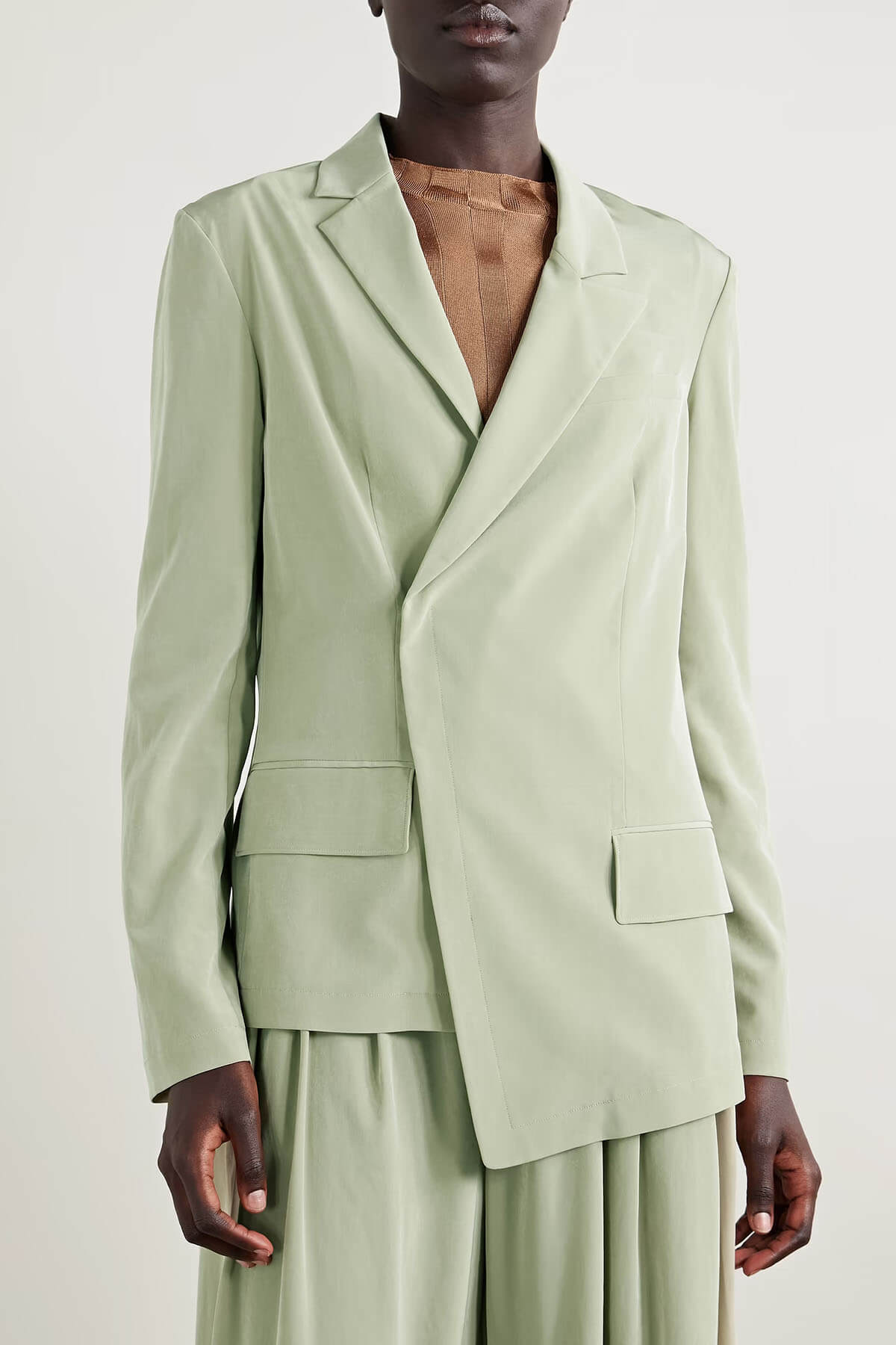 Fashionable Pleated Pocket Wide-Leg Pants