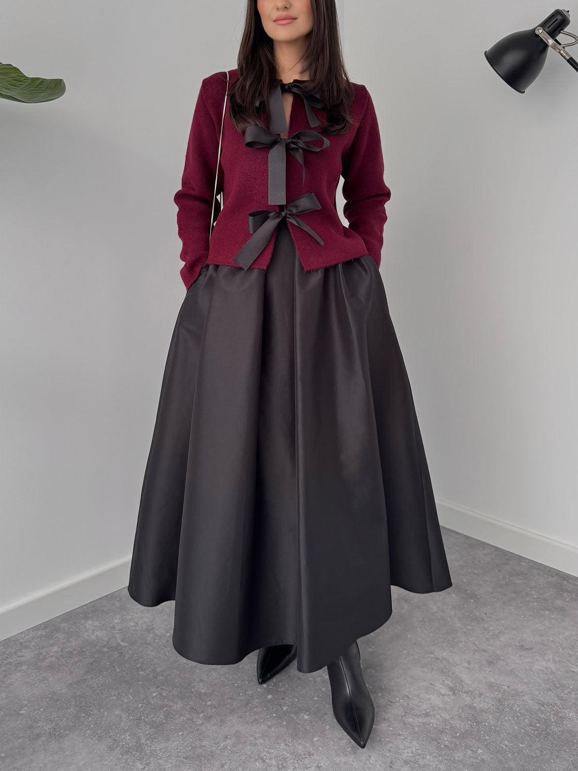 Elegant Bow-Embellished Knit Cardigan