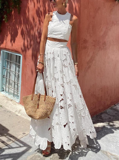 Elegant Hollow Floral Lace Maxi Skirt