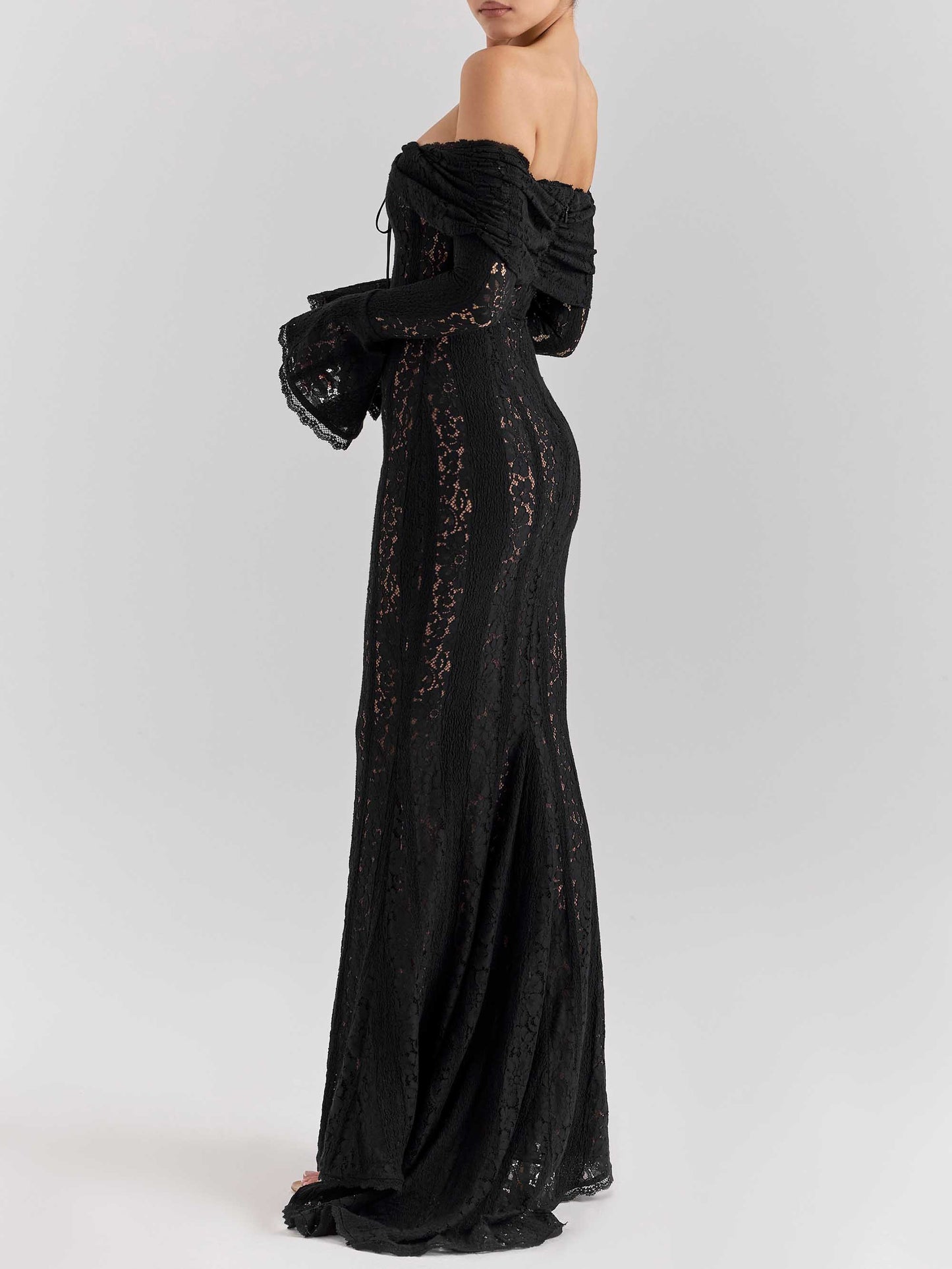 Elegant One Shoulder Lace Fishtail Maxi Dress