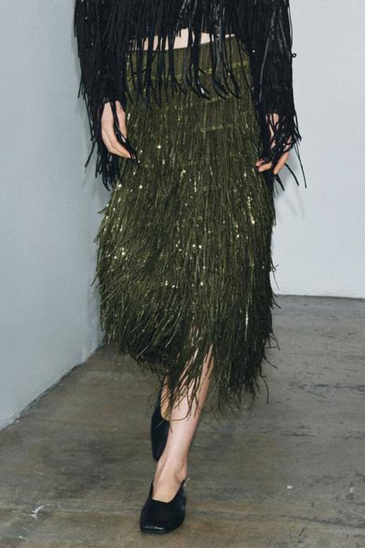 Exquisite Feather Trim Long Sleeve Button Up Loose Blouse