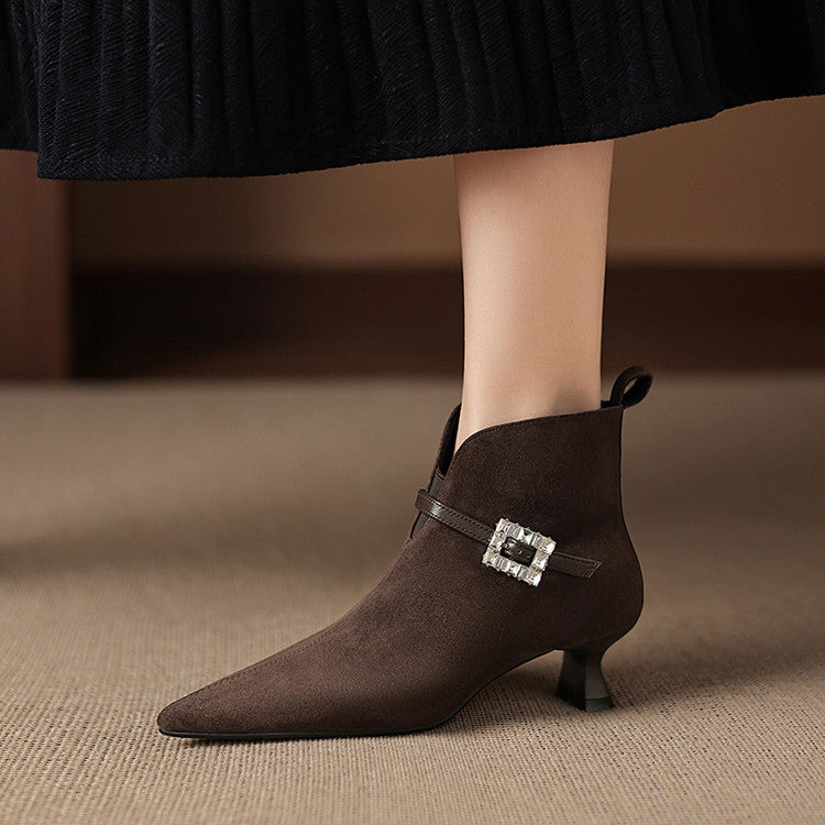 Retro sheep flip mid-heel and bare boots women's boots 2025 autumn and winter new pointed fashion rhinestone buckle thick heel large size short boots