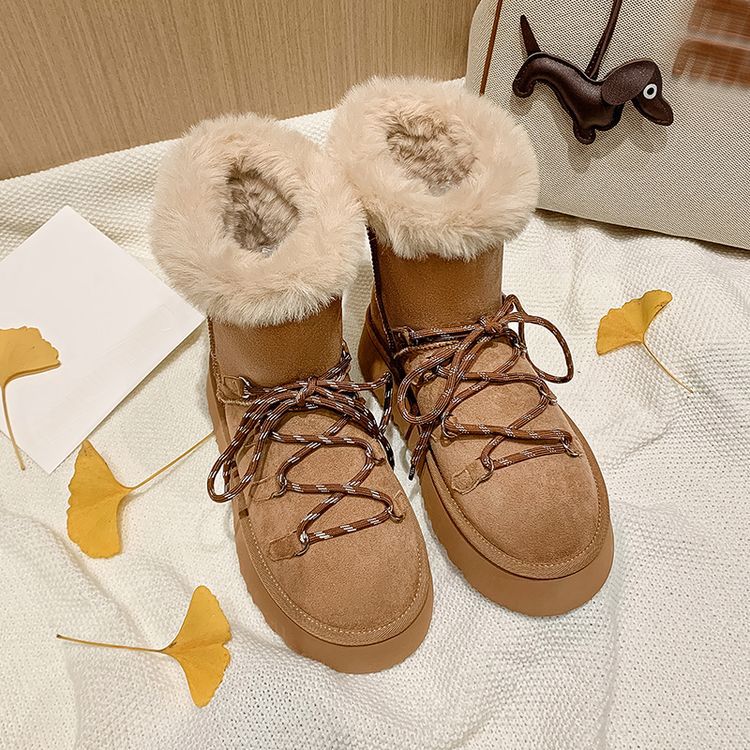 Thick-soled snow boots large-size women's boots 2024 winter new round head fashion sleeve comfortable medium heel fluffy short boots