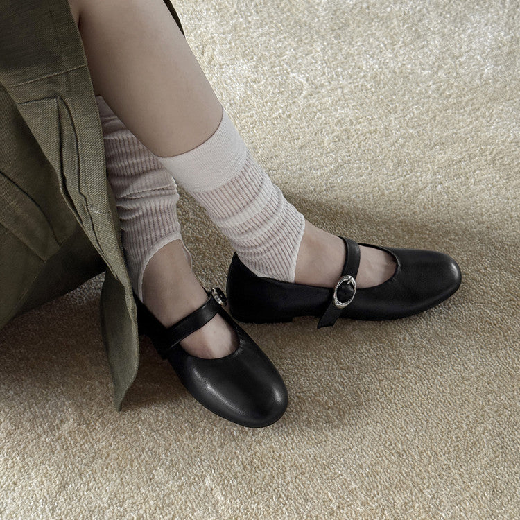 Sheepskin Mary Jane shallow mouth flat-soled single shoes women's autumn 2025 new well-behaved round head one-word buckle belt small leather shoes