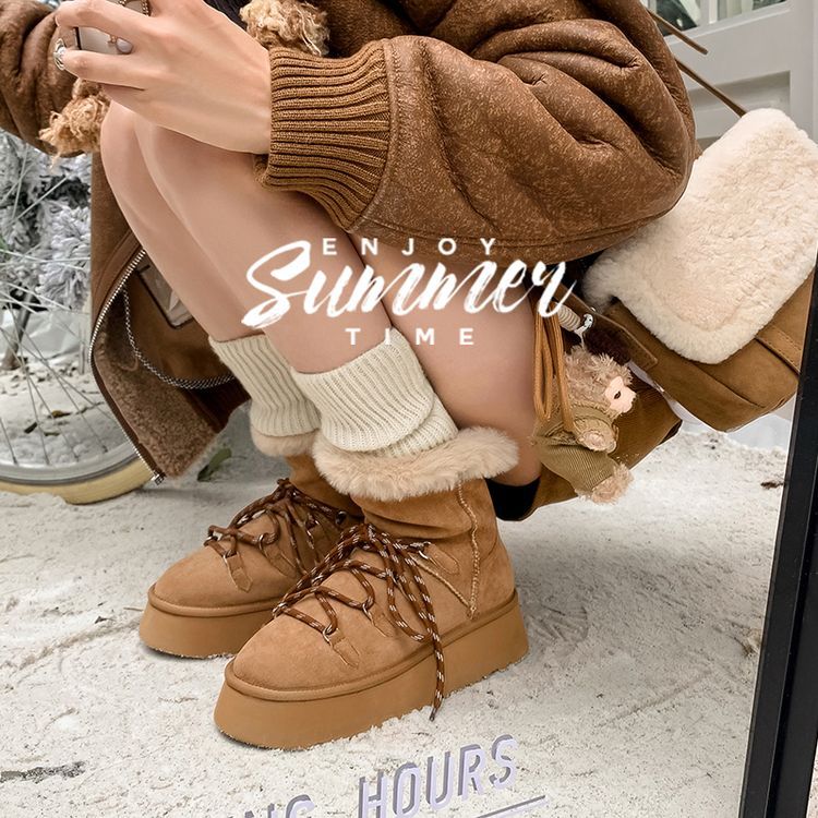 Thick-soled snow boots large-size women's boots 2024 winter new round head fashion sleeve comfortable medium heel fluffy short boots